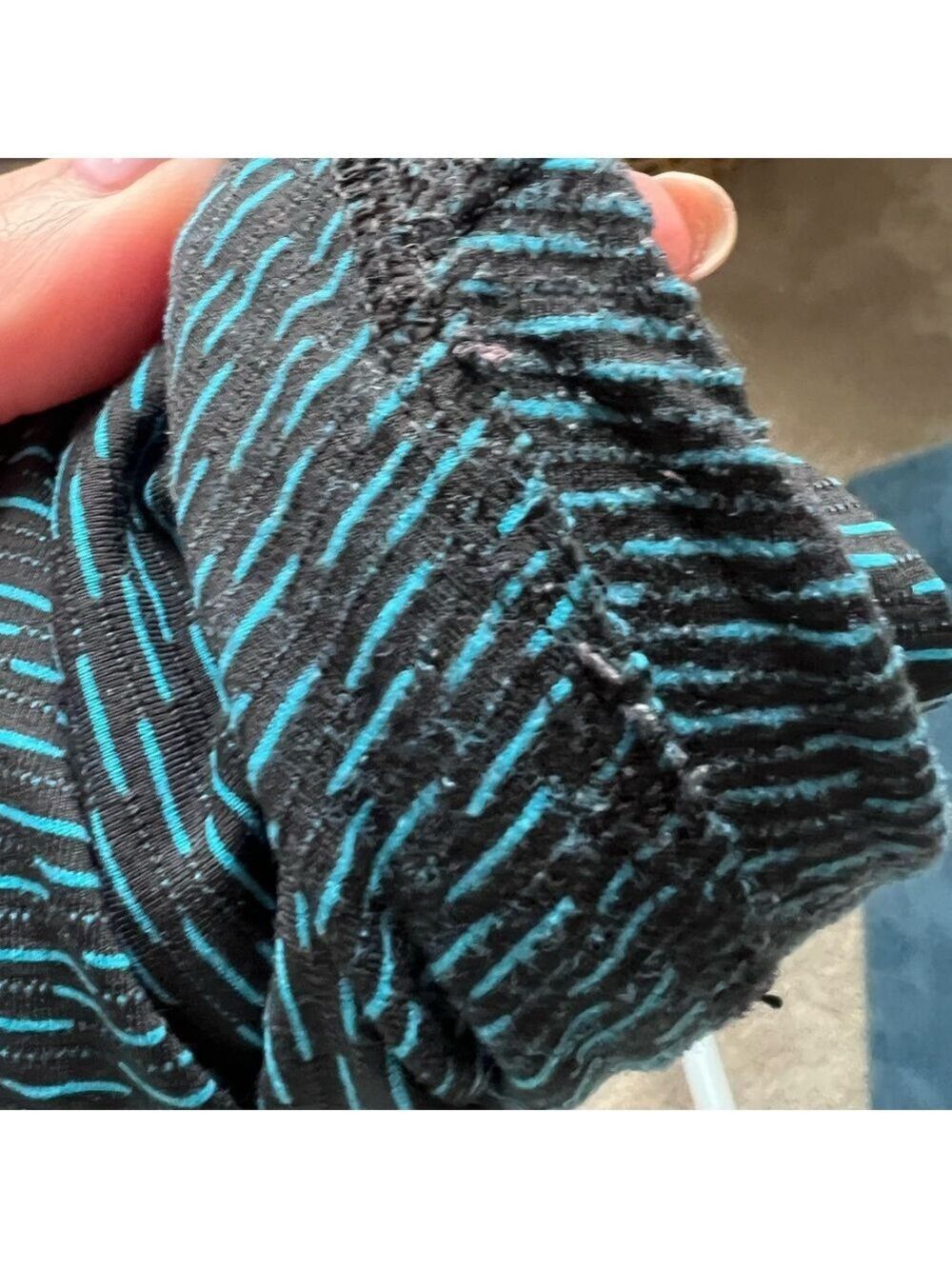 Lululemon Wunder Under High Rise Black and Teal Size 8 - Picture 7 of 8